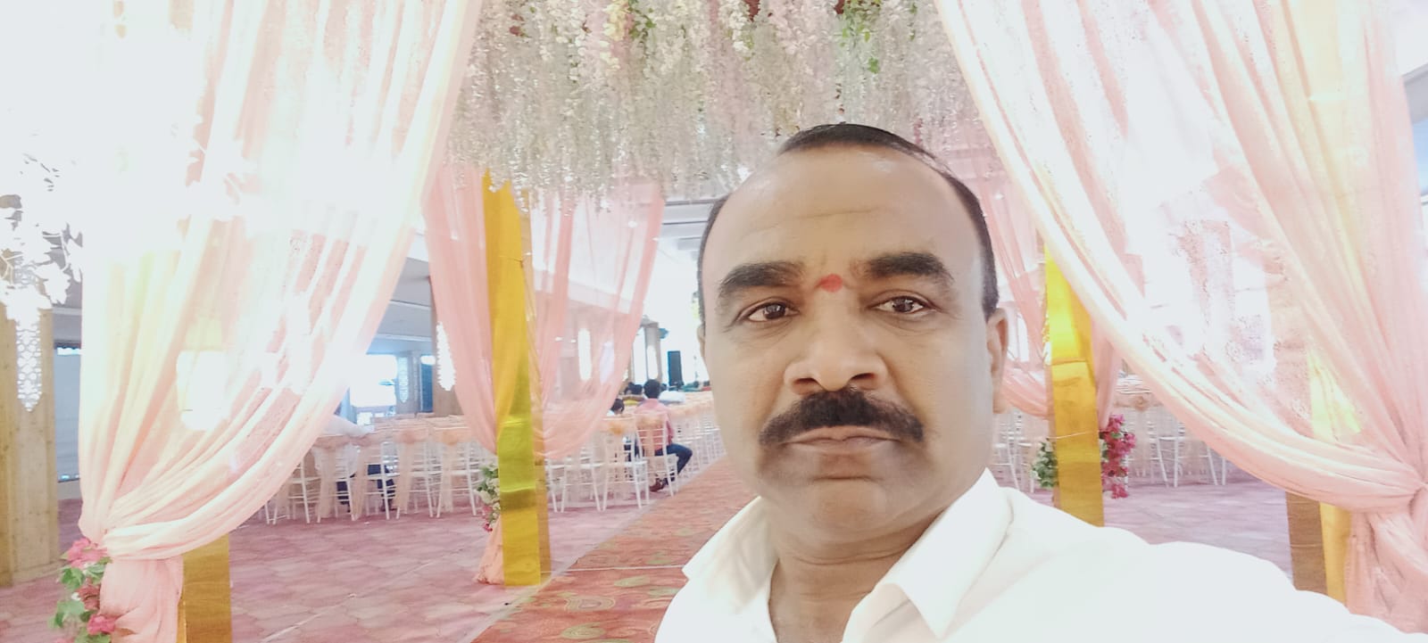 कर्मचारी